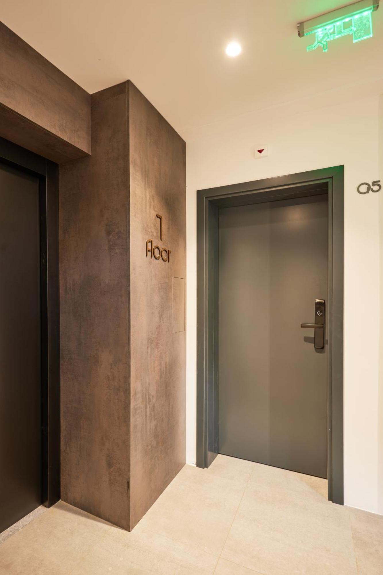 Bizarre Boutique Hotel Varna Exterior photo
