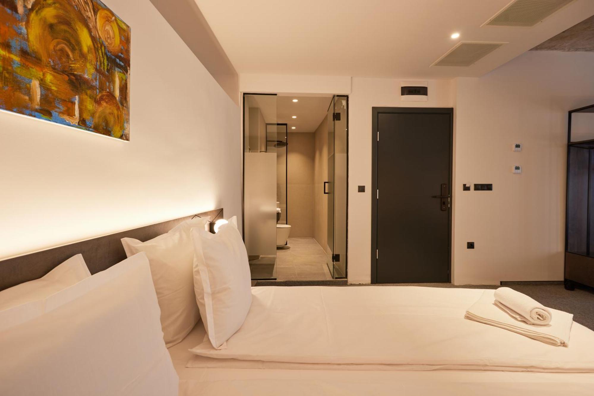 Bizarre Boutique Hotel Varna Exterior photo